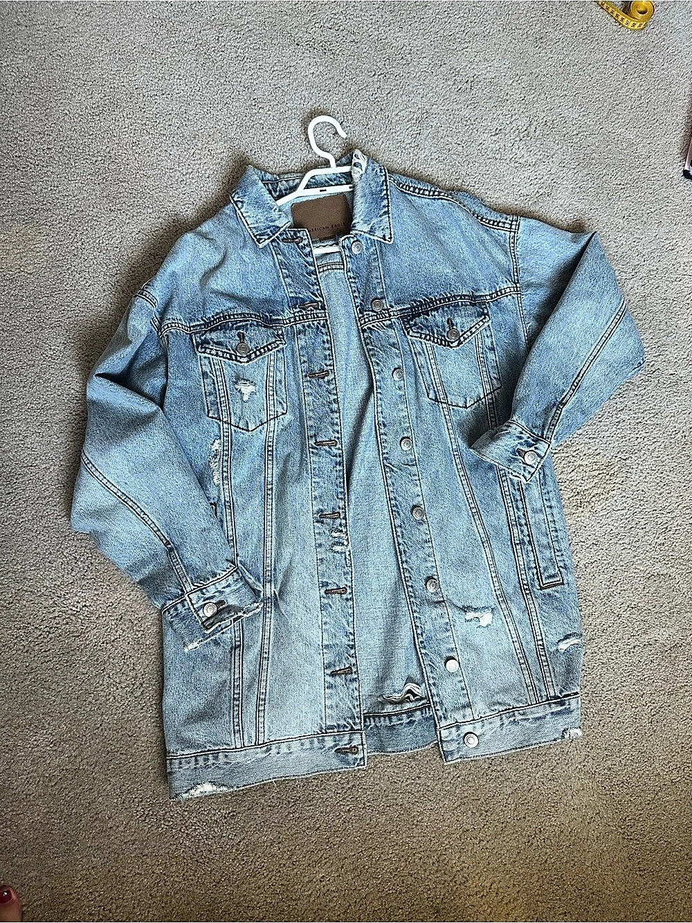 American Eagle Distressed Denim Jacket in Blue